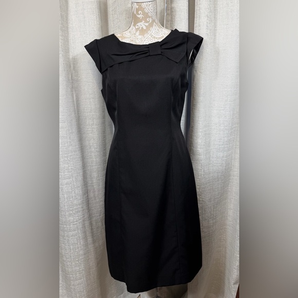Studio I Elegant Black Midi Dress with Bow Detail - Picture 1 of 11